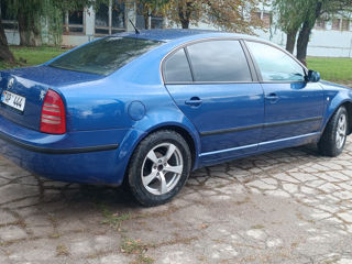 Skoda Superb foto 7