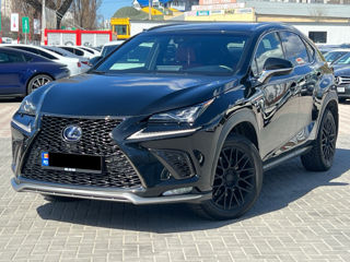 Lexus NX Series foto 1