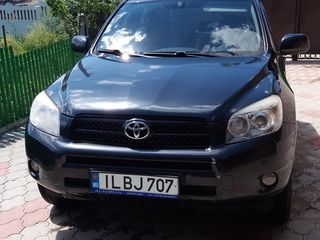 Toyota Rav 4 foto 1