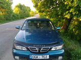 Nissan Primera foto 1