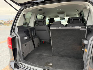 Volkswagen Touran foto 7