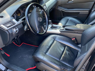 Mercedes E-Class фото 6