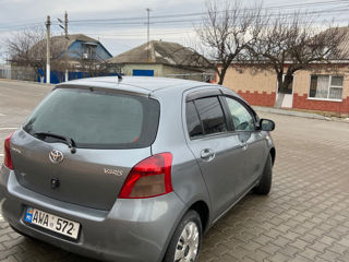 Toyota Yaris foto 4