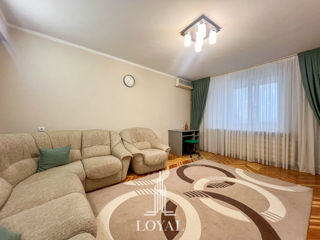 Apartament cu 3 camere, 77 m², Botanica, Chișinău foto 3