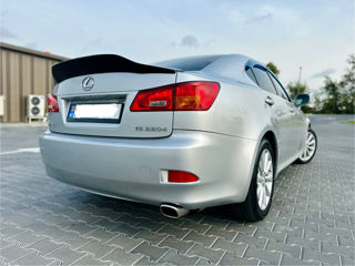 Lexus IS Series