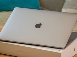 Macbook Pro 15 2019/ Core I7 9750H/ 32Gb Ram/ Radeon Pro 560X/ 500Gb SSD/ 15.4" Retina!! foto 13