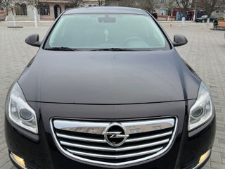 Opel Insignia foto 2