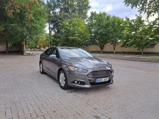 Ford Fusion foto 5