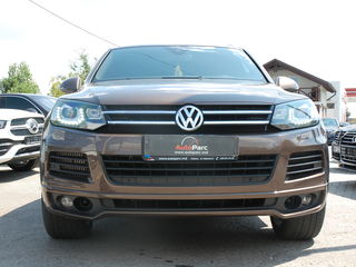 Volkswagen Touareg foto 2