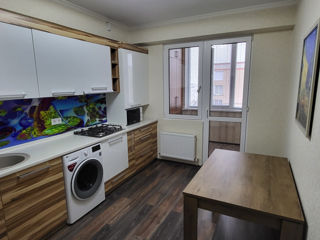 Apartament cu 1 cameră, 44 m², Buiucani, Chișinău foto 3