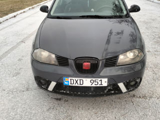 Seat Ibiza foto 2