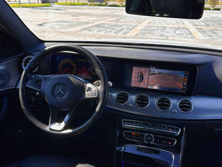 Mercedes E-Class foto 8