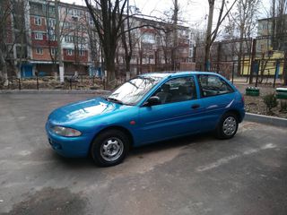 Mitsubishi Colt foto 3