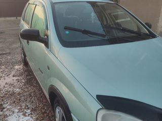 Opel Corsa foto 3