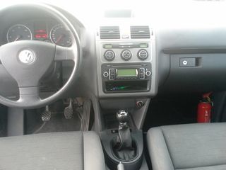 Volkswagen Touran foto 6