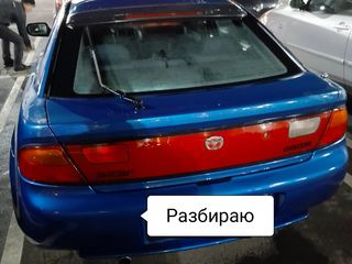 Mazda 323 foto 1