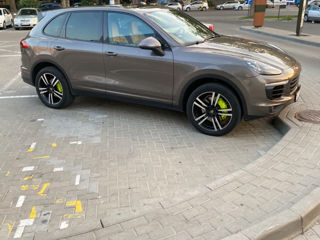 Porsche Cayenne foto 2