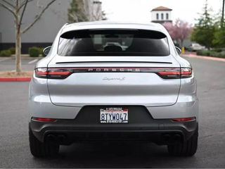 Porsche Cayenne Coupe foto 4