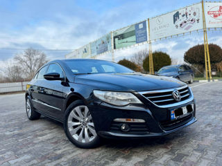 Volkswagen Passat CC foto 2