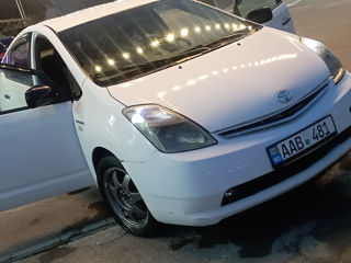 Toyota Prius foto 1