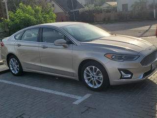 Ford Fusion foto 4