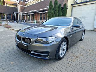 BMW 5 Series foto 2