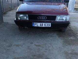 Audi 100 foto 1