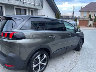 Peugeot 5008 foto 3