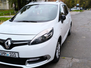 Renault Grand Scenic foto 3