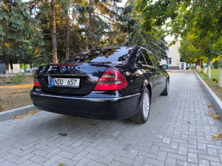 Mercedes E-Class foto 6