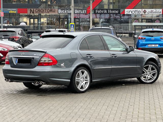 Mercedes E-Class foto 4