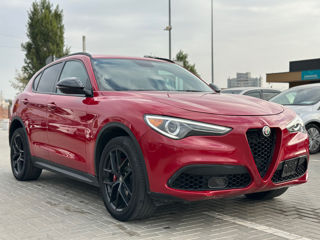 Alfa Romeo Stelvio foto 2