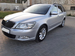 Skoda Octavia foto 3