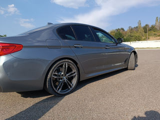 BMW 5 Series foto 7