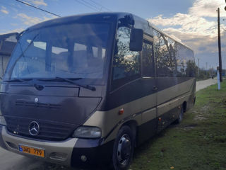 Mercedes 818 D