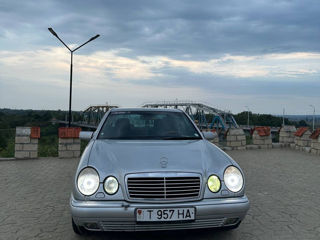 Mercedes E-Class