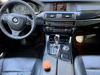 BMW 5 Series foto 7