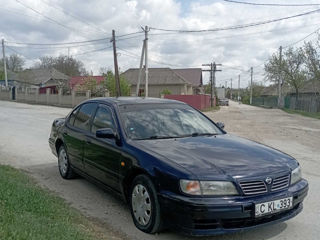 Nissan Maxima foto 2