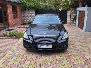 Mercedes E-Class foto 1