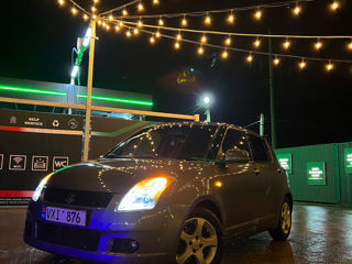 Suzuki Swift foto 2