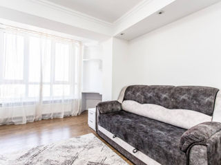 Apartament cu 2 camere, 77 m², Centru, Chișinău foto 10