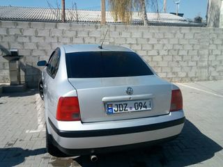 Volkswagen Passat foto 2