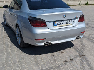 BMW 5 Series foto 5