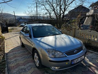 Ford Mondeo foto 3