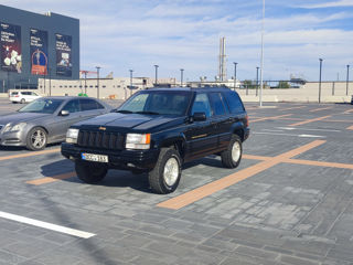 Jeep Grand Cherokee foto 1