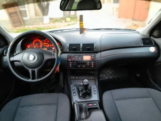 BMW 3 Series foto 5