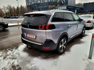 Peugeot 5008 foto 4