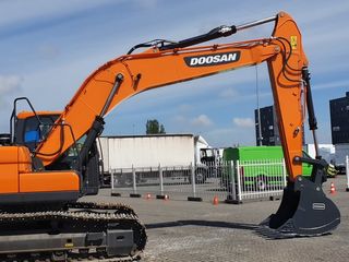 Excavator Doosan DX225LC Track / Экскаватор Doosan DX225LC Track foto 6