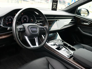 Audi Q8 фото 10