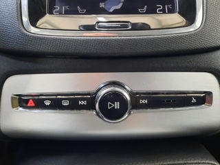 Volvo XC90 foto 18